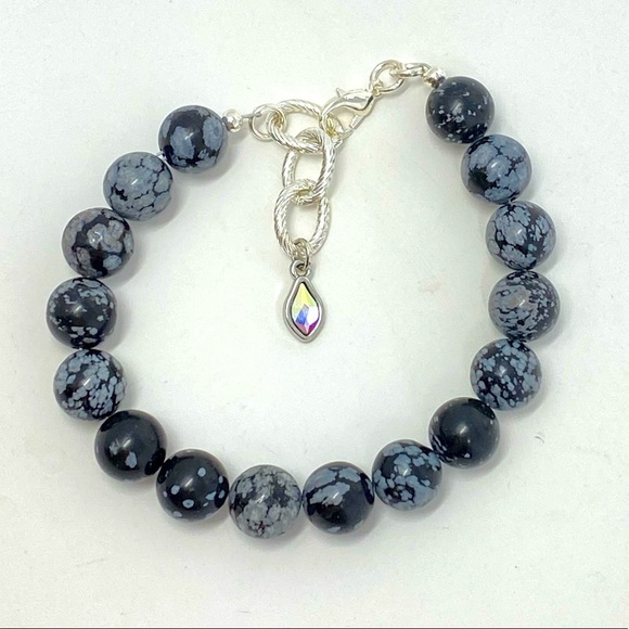 Lava rock necklace with marble pendant & snowflake jasper bracelet + earrings - Picture 4 of 8